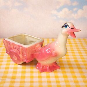Kitchy Duck Planter